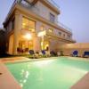 Antalya konyaaltın da tesettürlü ailler için özel havuzlu lüks kiralık villa Resim